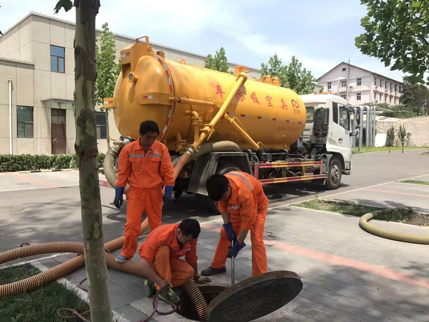 枞阳化粪池清理与5-8吨吸粪车施工效率分析